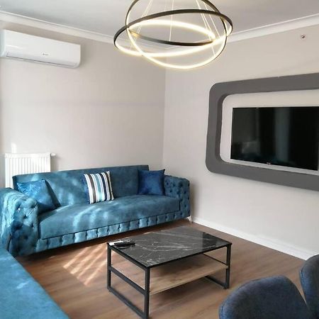 Sisli Apartment, 2 Bedrooms, 250 M Metro, New Modern Residence Istanbul Exteriör bild